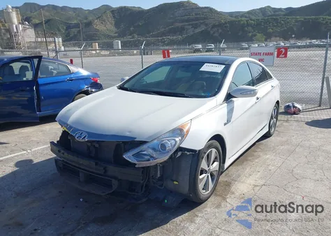 2012 Hyundai Sonata Hybrid из США, поврежденный, VIN KMHEC4A47CA054900